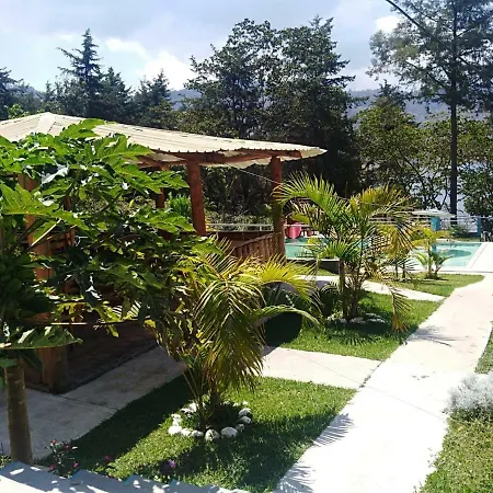 secretos del lago Hotel